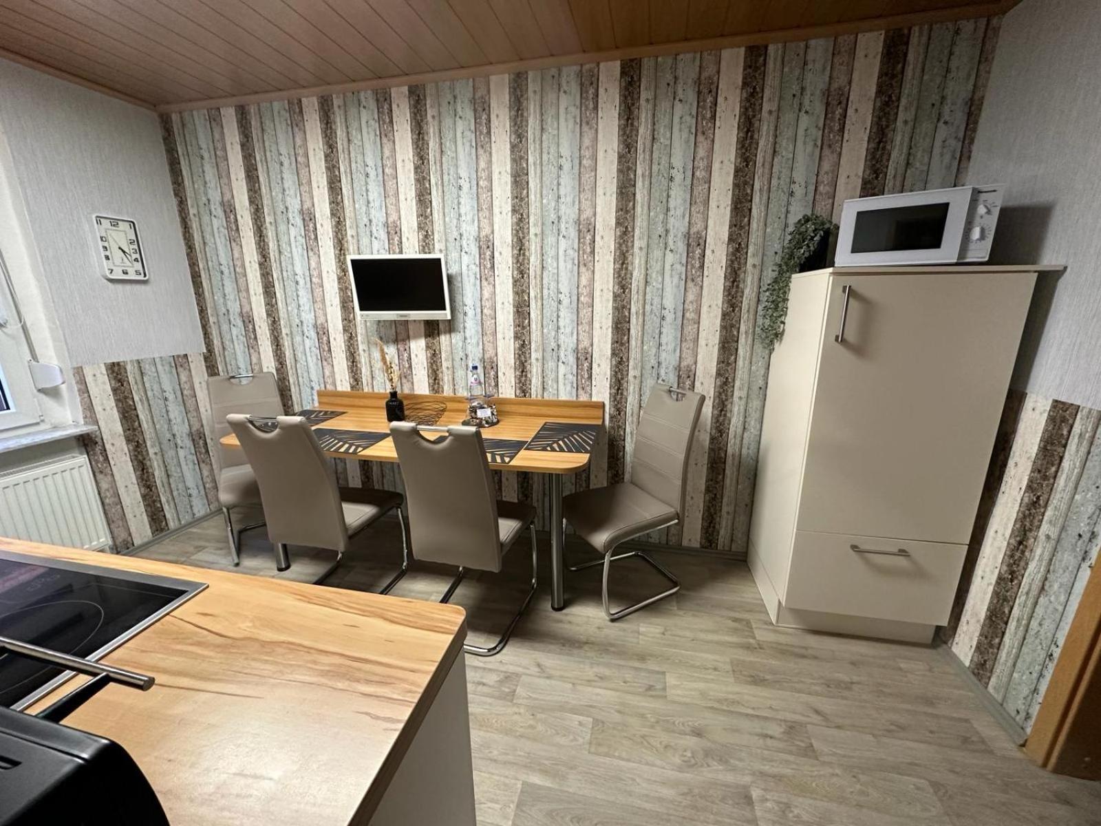 Christels Ferienwohnung 2 In Thale Mit Ueberdachter Terrasse, Kueche Mit Tv & Geschirrspueler Exteriér fotografie
