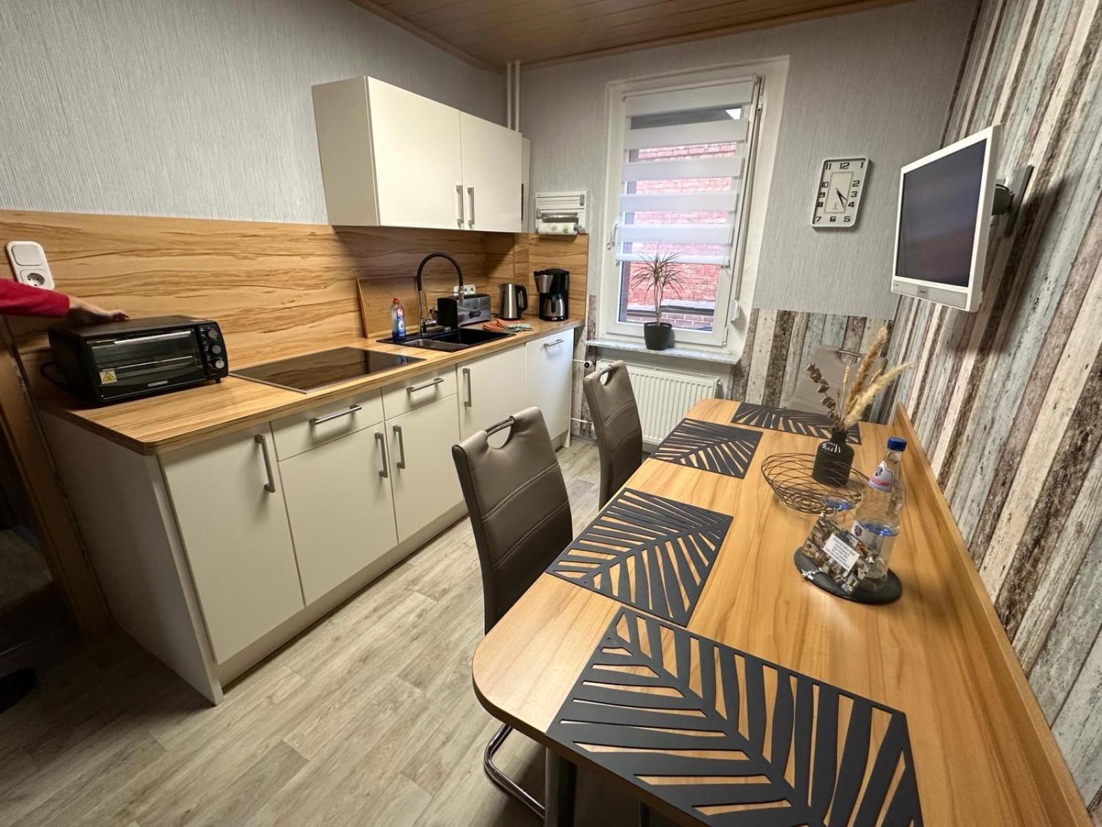 Christels Ferienwohnung 2 In Thale Mit Ueberdachter Terrasse, Kueche Mit Tv & Geschirrspueler Exteriér fotografie